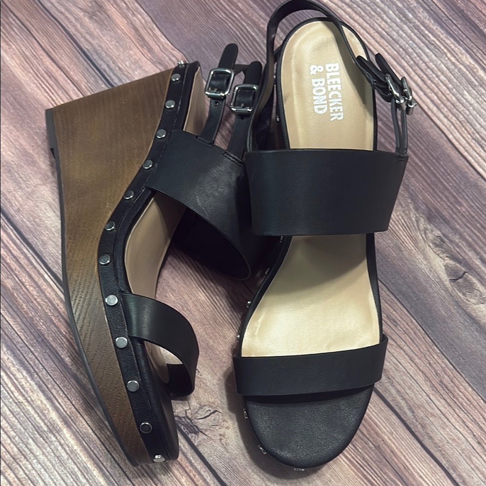 NWOT Black Leather studded Wedge Sandals with Wide Straps
